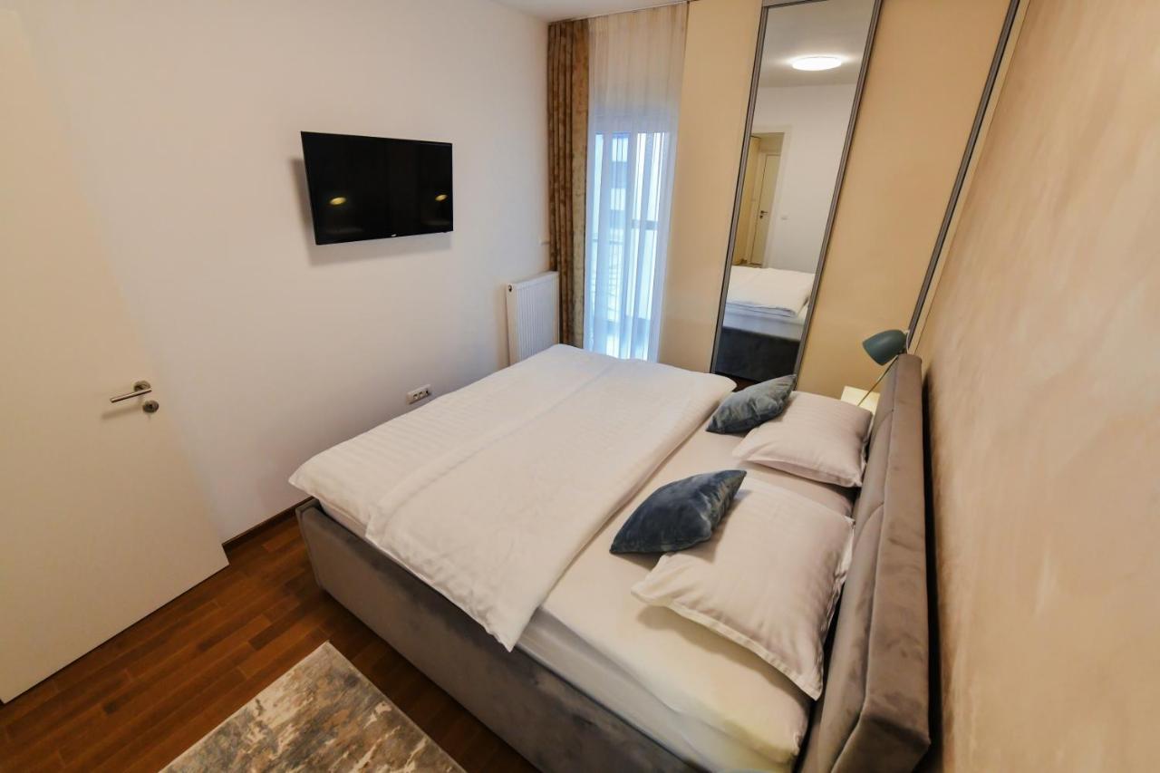 Apartment Lana Banja Luka Esterno foto